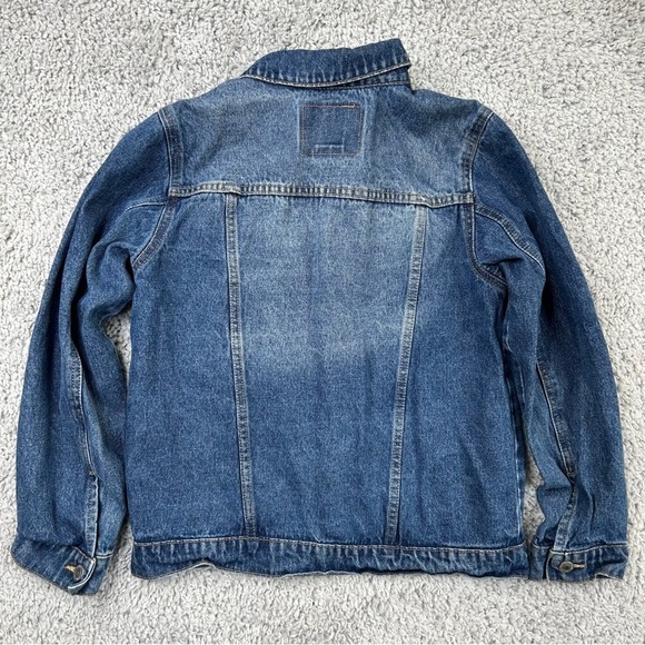 Levi's Jacket Girls Medium Denim Trucker Style Classic Regular Wash Party Casual - Picture 5 of 5
